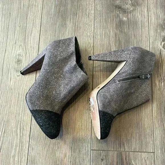 Vince Camuto Leather Black, Gray, and Silver Sparkling  Booties | Size 8.5 - Picture 3 of 13